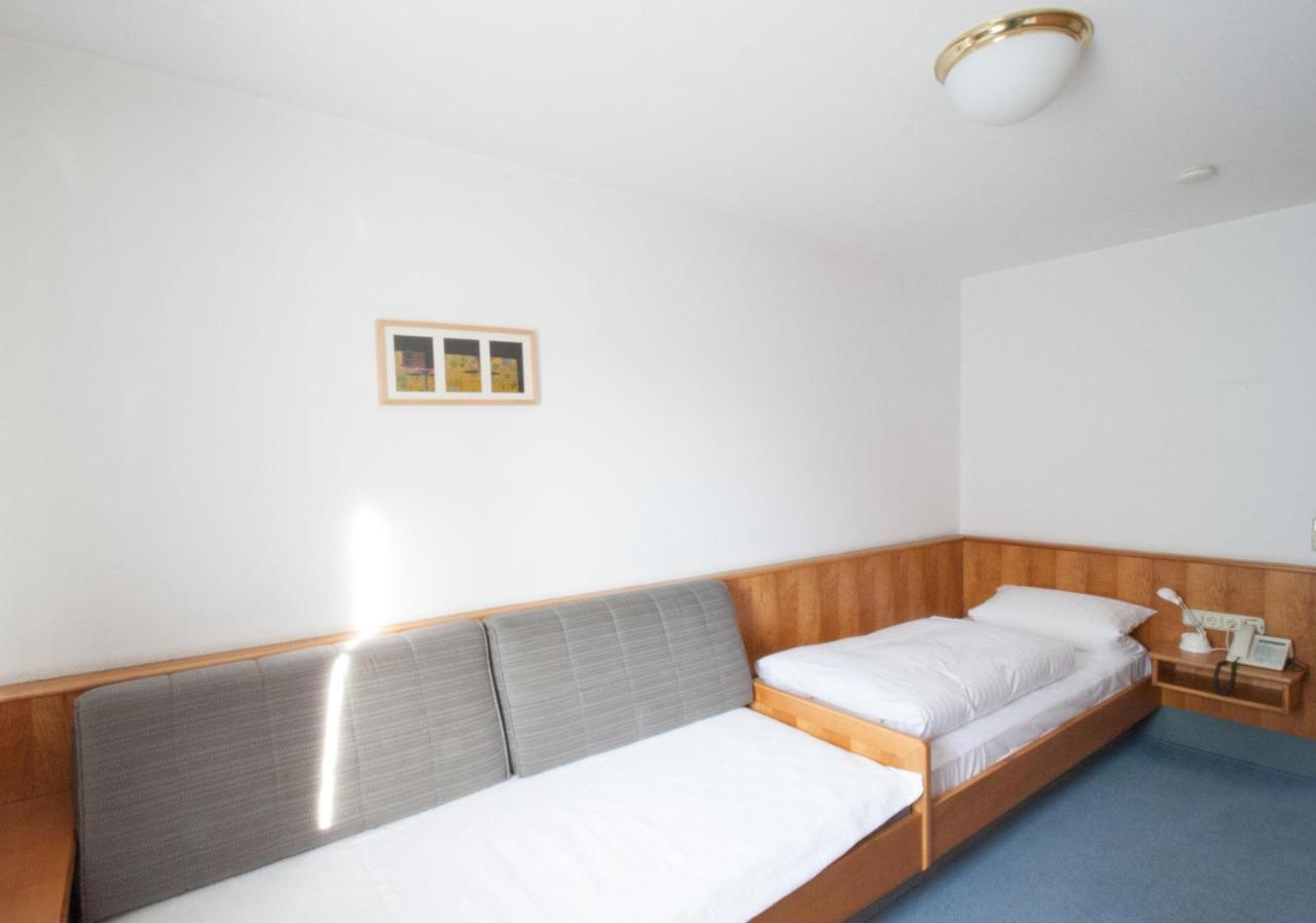 Hotel Krone Strassdorf Schwäbisch Gmünd Esterno foto