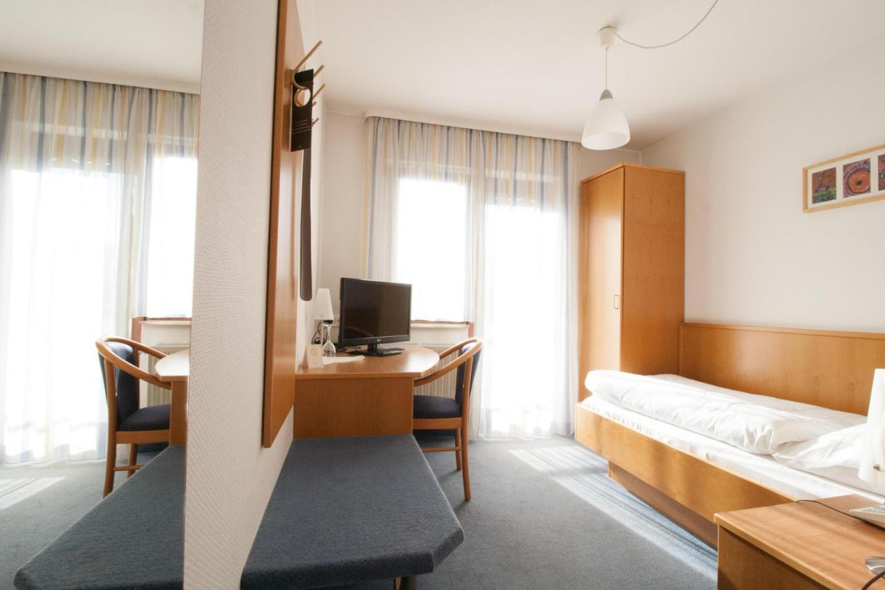 Hotel Krone Strassdorf Schwäbisch Gmünd Esterno foto