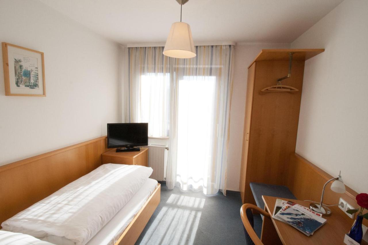 Hotel Krone Strassdorf Schwäbisch Gmünd Esterno foto