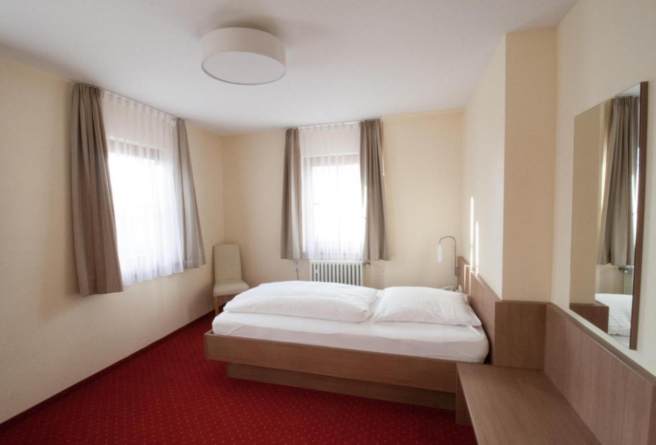 Hotel Krone Strassdorf Schwäbisch Gmünd Esterno foto
